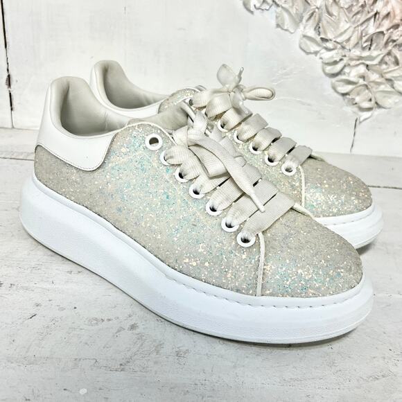 Alexander McQueen Low Top Chunky Sneaker Silver Glitter Women's Size 40E / 10 - Picture 2 of 11